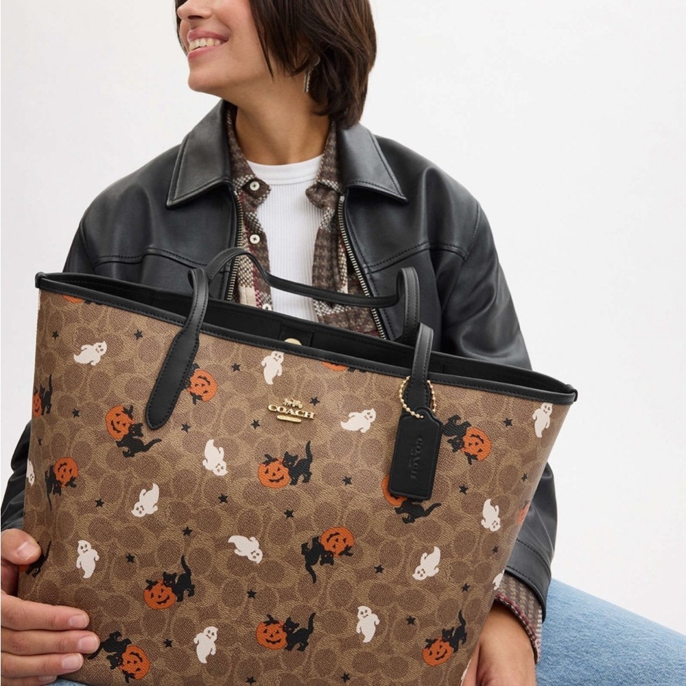 Coach City Tote In Signature Canvas With Halloween Print CW450 - Picture 12 of 13